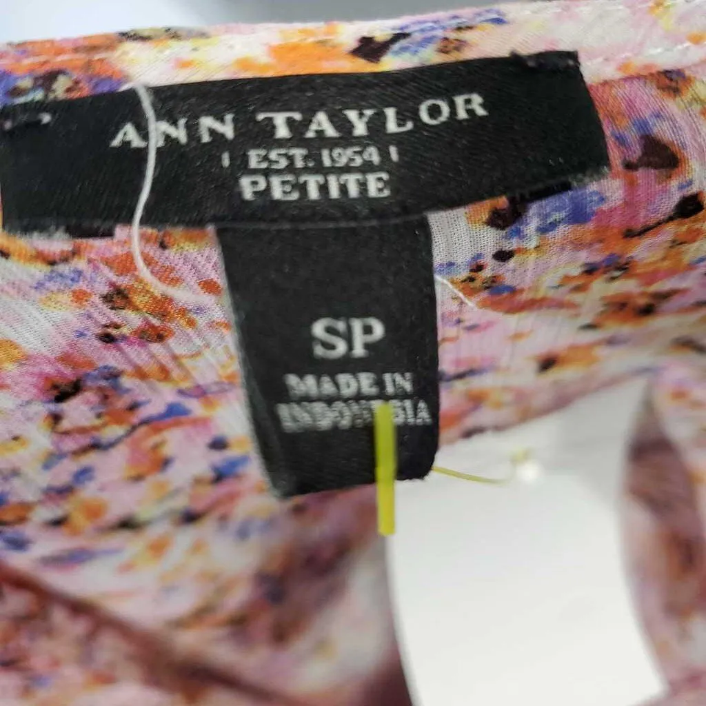 Ann Taylor Petite Top Small