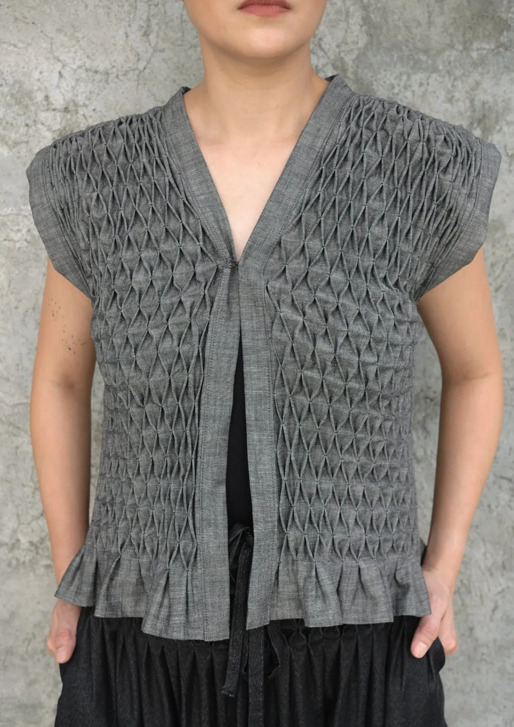 karine vest - gray